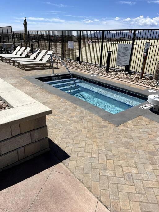 Luxury Apartment Colorado Springs Exterior photo